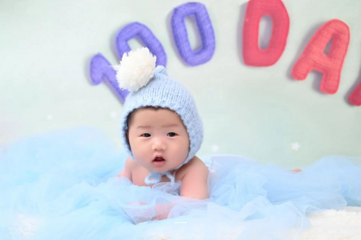 巨野宝宝尿少尿黄怎么回事